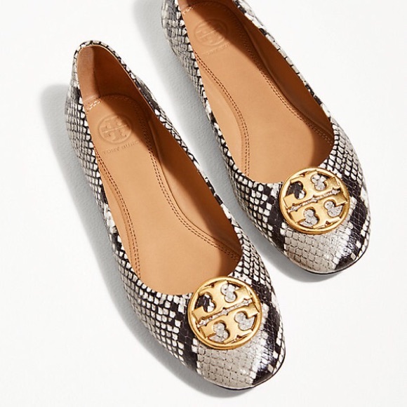 pawan kalyan slippers online